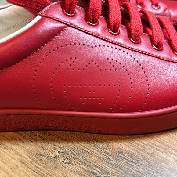 Gucci red Ace sneakers. NIB! - Picture 2 of 10